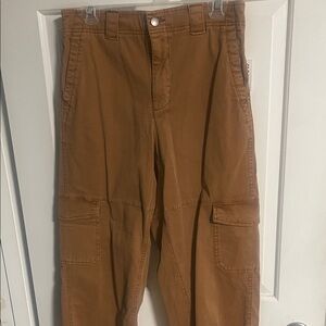 Old Navy Women’s Tan Cargo Pants with Utility Pockets